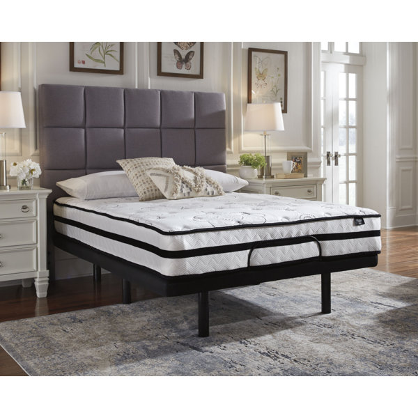 Signature Design By Ashley 10" Medium Gel Memory Foam Mattress and